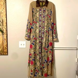 Aratta duster, size XS. Absolutely beautiful. Great with jeans and boots!!!